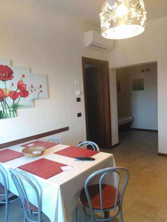 Maura Appartamenti Peschiera del Garda Exterior foto
